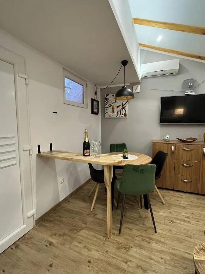 E & E Studio Deluxe Hotel Trogir Croatia