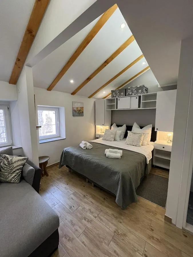 E & E Studio Deluxe Hotel Trogir
